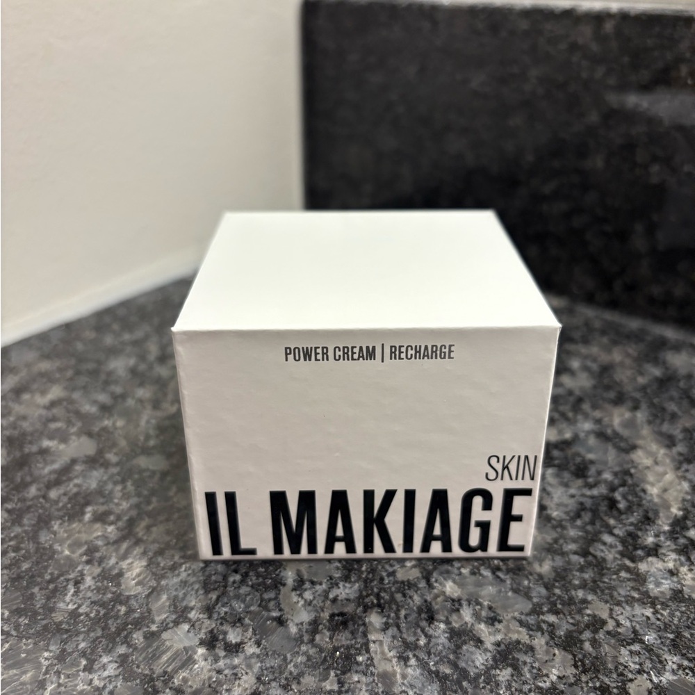 IL MAKIAGE Skin Power Cream